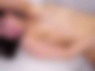 MoireFulford's Live Sex Cam Show
