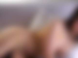 MoireFulford's Live Sex Cam Show