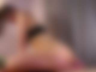 MoireFulford's Live Sex Cam Show