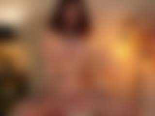 Live cam show with ohhoneykate - Skinny on Camsoda