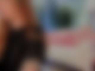 Live cam show with Reina-Cummingss - Blonde Hair MILF on SpunkLive