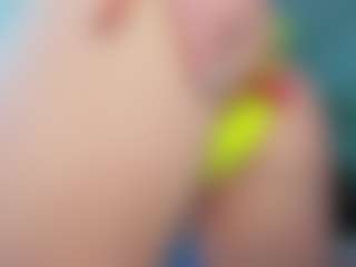 Reina-Cummingss's Live Sex Cam Show