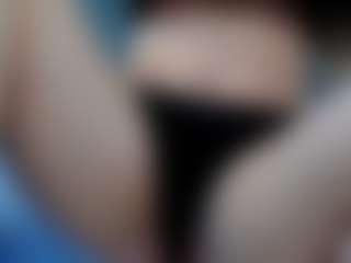 Reina-Cummingss's Live Sex Cam Show