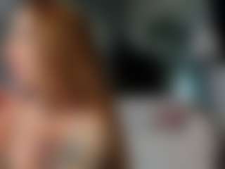 Live cam show with Reina-Cummingss - Smoking on Camsoda