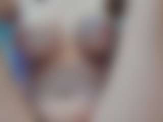 Reina-Cummingss's Live Sex Cam Show