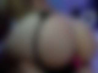 Reina-Cummingss's Live Sex Cam Show
