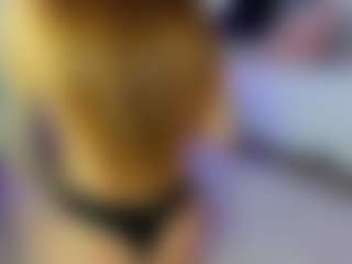 Reina-Cummingss's Live Sex Cam Show