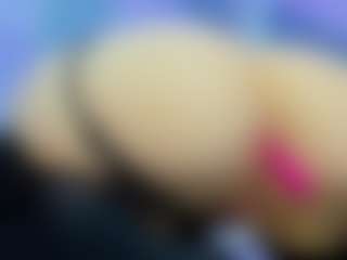 Live cam show with Reina-Cummingss - Cum In Pussy on Mixed Magazine Live