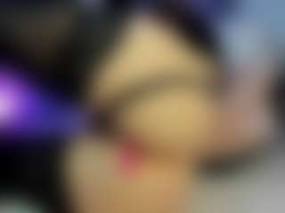 Reina-Cummingss's Live Sex Cam Show