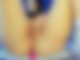 Reina-Cummingss's Live Sex Cam Show
