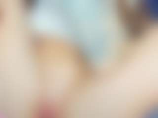 Live cam show with Reina-Cummingss - Genital Piercings on Pornisteam.com
