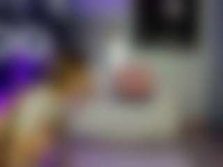 Reina-Cummingss's Live Sex Cam Show