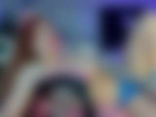Reina-Cummingss MILF webcam performer live streaming