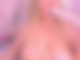 Samanta MILF webcam performer live streaming