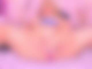 Live cam show with Samanta - Big Tits MILF on Camiplay Live