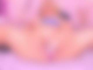 Live cam show with Samanta - Blondie on StripNow