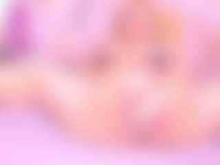 Live cam show with Samanta - Thick on TeamSkeetLive