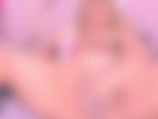 Live cam show with Samanta - Flashing on livesuperchat.net