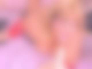 Live cam show with Samanta - MILF on livesuperchat.net
