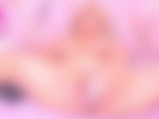 Samanta MILF webcam performer live streaming