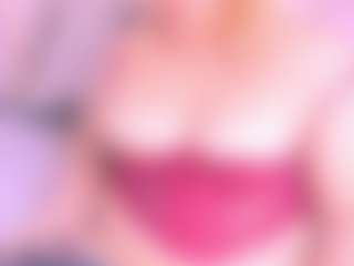 Live cam show with Samanta - Handjob on Camsoda