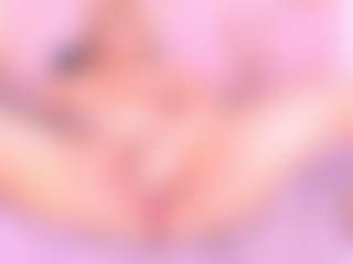 Live cam show with Samanta - Blondie on camwithhim.com