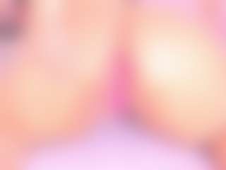 Live cam show with Samanta - Blonde Hair on dropp.cam
