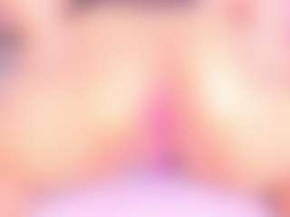 Samanta MILF webcam performer live streaming