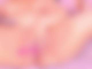Samanta MILF webcam performer live streaming