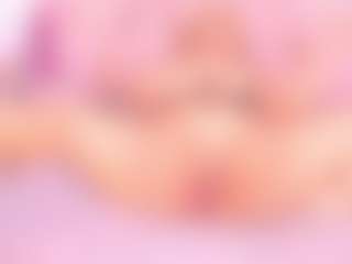 Live cam show with Samanta - Spank Blonde Hair on fapnchat