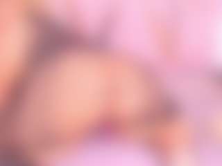 Samanta MILF webcam performer live streaming