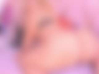 Live cam show with Samanta - Fingers on Camsoda
