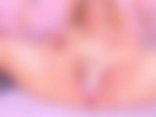 Live cam show with Samanta - Blonde Hair Big Tits on AdultVida.com