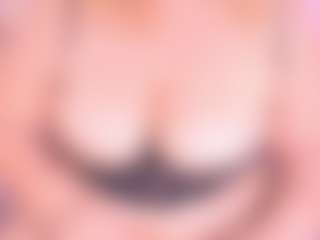 Live cam show with Samanta - Blonde Hair Dildo on Free Soda