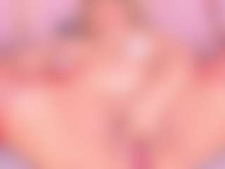 Live cam show with Samanta - Blonde Hair MILF on Cam Slut
