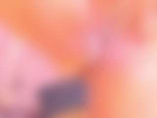 Samanta MILF webcam performer live streaming