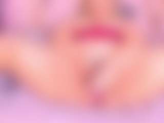 Samanta MILF webcam performer live streaming