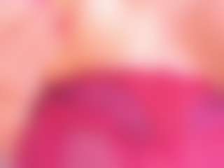 Live cam show with Samanta - Handjob on live18s.com