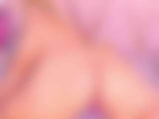 Live cam show with Samanta - Flashing on chickslive.net