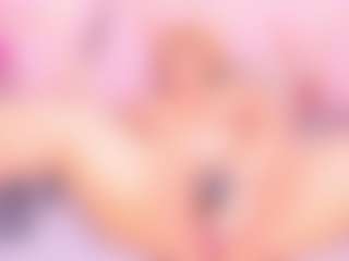 Live cam show with Samanta - Fingering MILF on Camsoda