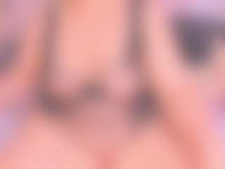 Live cam show with Samanta - Fetish MILF on CamClone