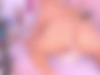 Live cam show with Samanta - Blonde Hair Curvy on Camsoda