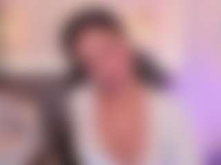 Beverly-johnson's Live Sex Cam Show