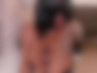 Beverly-johnson's Live Sex Cam Show