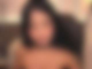 Live cam show with Beverly-johnson - Bikini on madthumbs