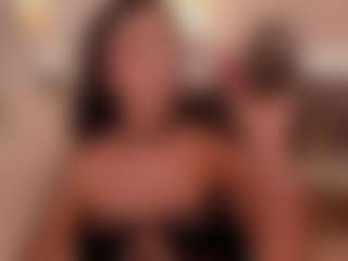 Live cam show with Beverly-johnson - Bikini on dropp.cam
