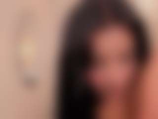 Live cam show with Beverly-johnson - Bikini on Camsoda