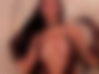 Beverly-johnson's Live Sex Cam Show