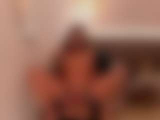 Beverly-johnson's Live Sex Cam Show