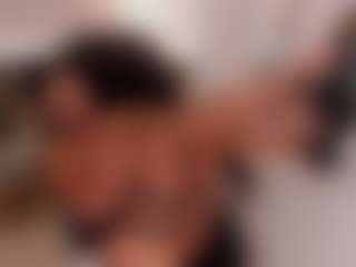 Beverly-johnson's Live Sex Cam Show